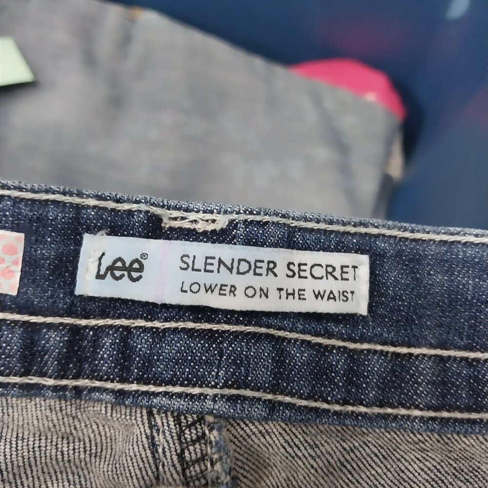 3323 Size 10m Lee Slender Secret Upcycled Bleached Bell-Bottoms. - Picture 6 of 7